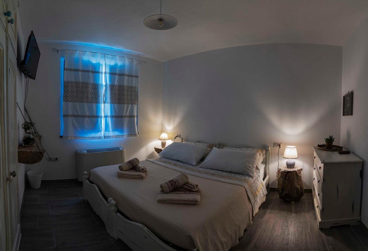 La Vecchia Dimora Bed and Breakfast Marrùbiu Exteriör bild